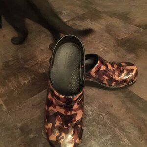 Sanita/Dansko Leather Clogs 38